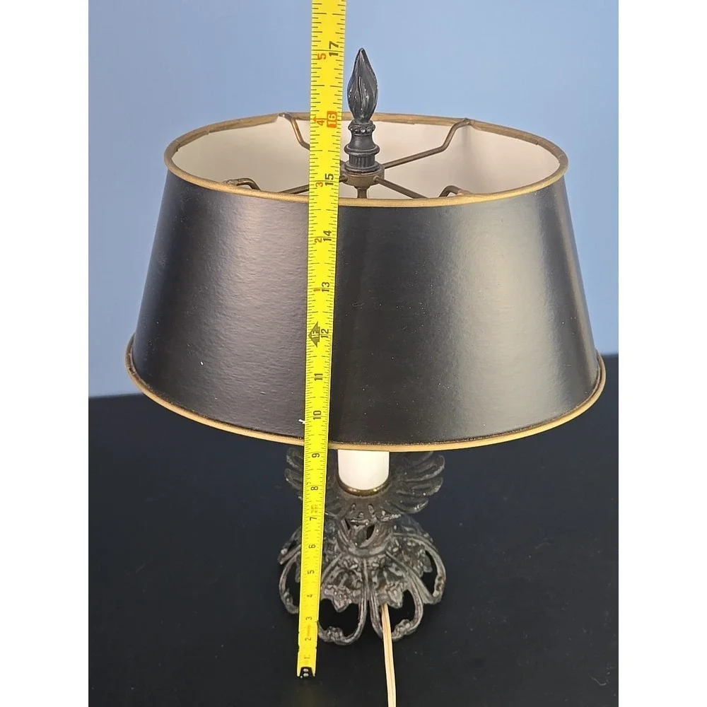 Vintage Leviton Cast Iron Metal table lamp‎ Dual Socket double light Lamp Black
